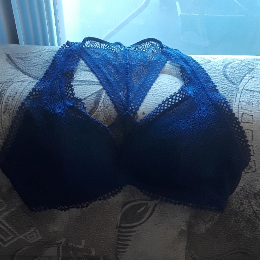 Navy lace bra beautiful